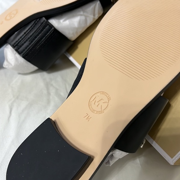 MICHAEL Michael Kors Women's August Toe Ring Slide Sandals Size 7 - Picture 13 of 14